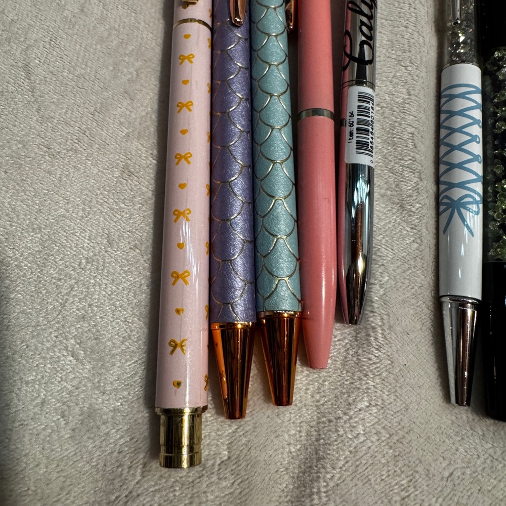 Assorted Decorative Pens Set - Picture 4 of 8
